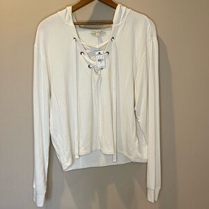 NWT Express White/Cream One Eleven Hoodie Women’s Size M
